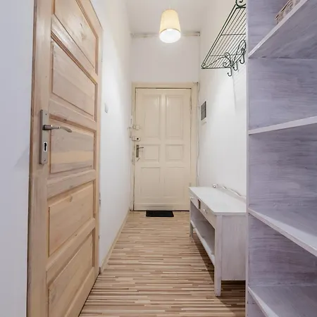 Lazarz Homely Studio Apartment Poznan